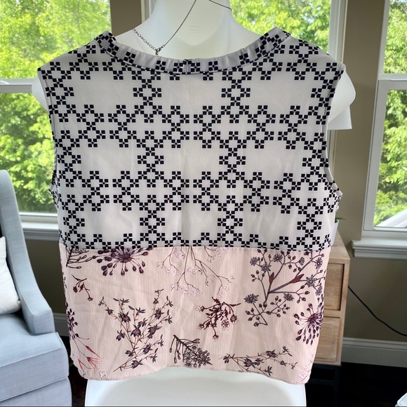 {ZARA WB Collection} Patterned Top - Picture 7 of 9